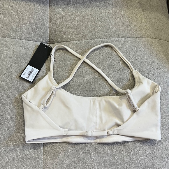 Vanquish VQ Fit Sports Bra - Picture 4 of 5